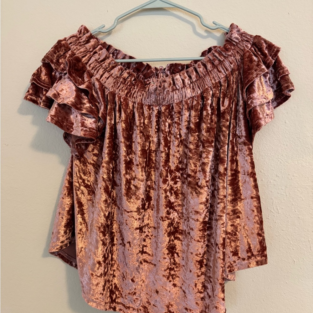 Umgee Pink Ruffled Blouse with Relaxed Fit
